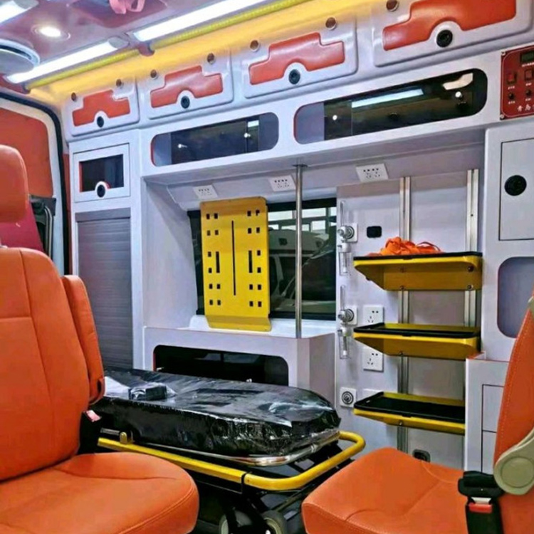 向阳长途救护车护送病人租赁价格